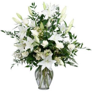 16 white lilies roses