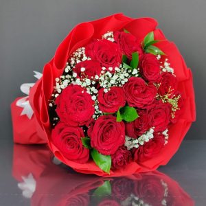 15 red roses valentine's