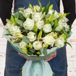 lilies n roses bouquet