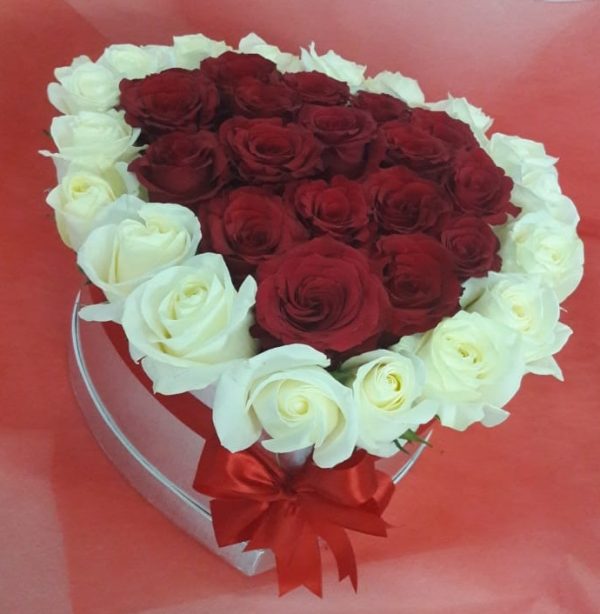 Roses Box Heart