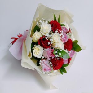 15 mix roses bouquet