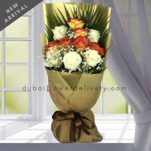 orange-and-white-roses-bouquet