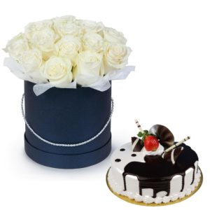white-roses-and-cake