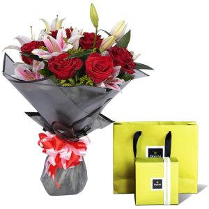 bouquet-and-chocolates-delivery