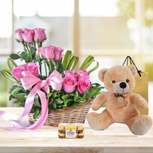 pink-roses-teddy-and-chocolates