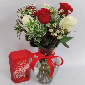 Lindt Chocolates and Roses Combo